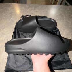 Yeezy Slide (YS-01) Size 10