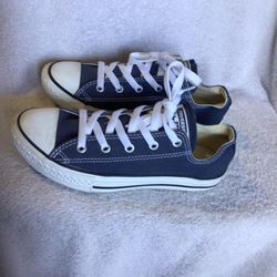 Converse Shoes Size US 3