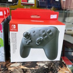 Nintendo Switch Pro Controller *Brand New*
