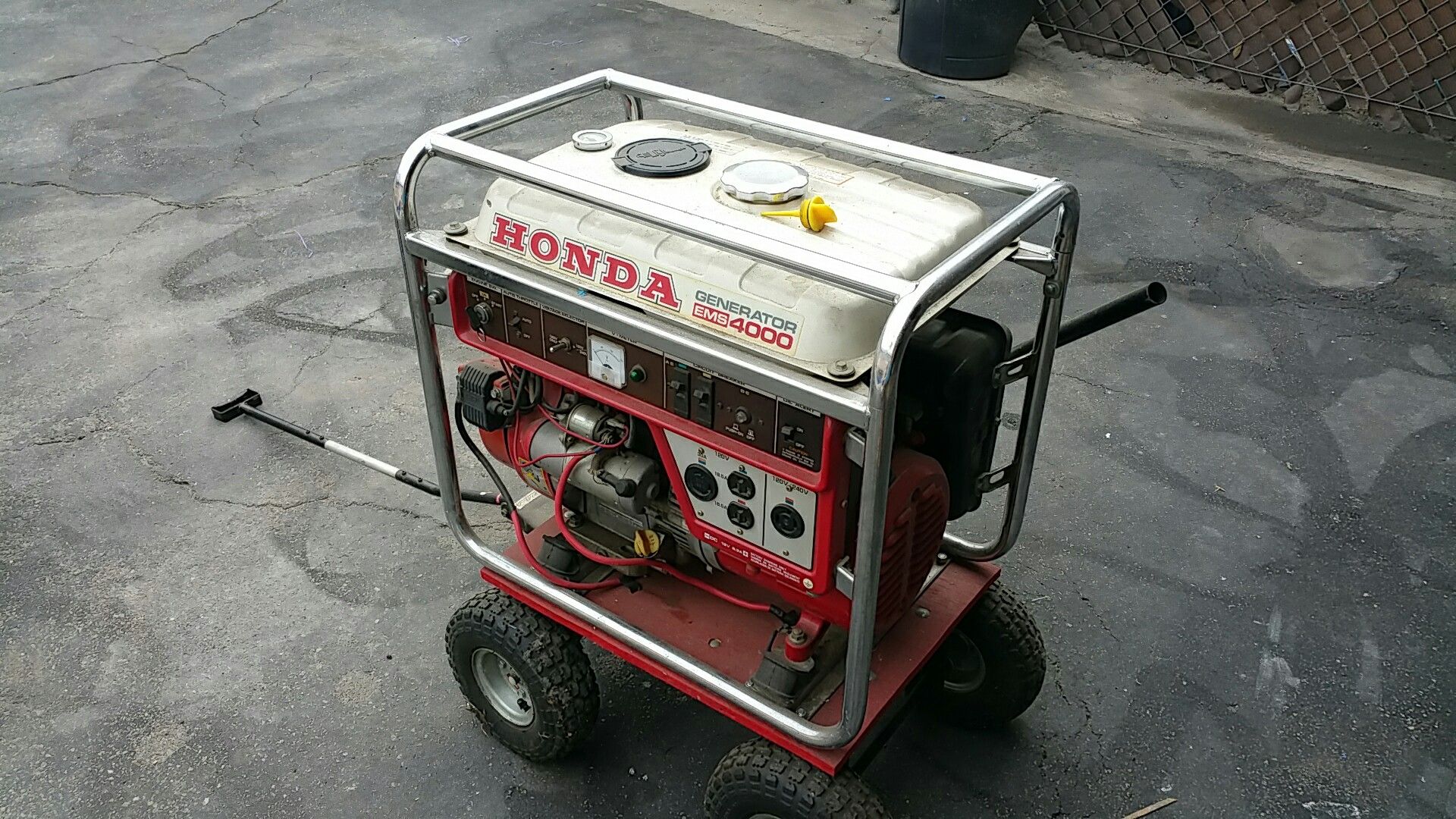 Honda ems rolling 4000 generator for Sale in El Monte, CA OfferUp