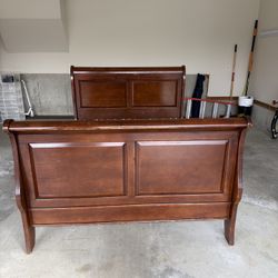 Queen Sleigh Bed. 