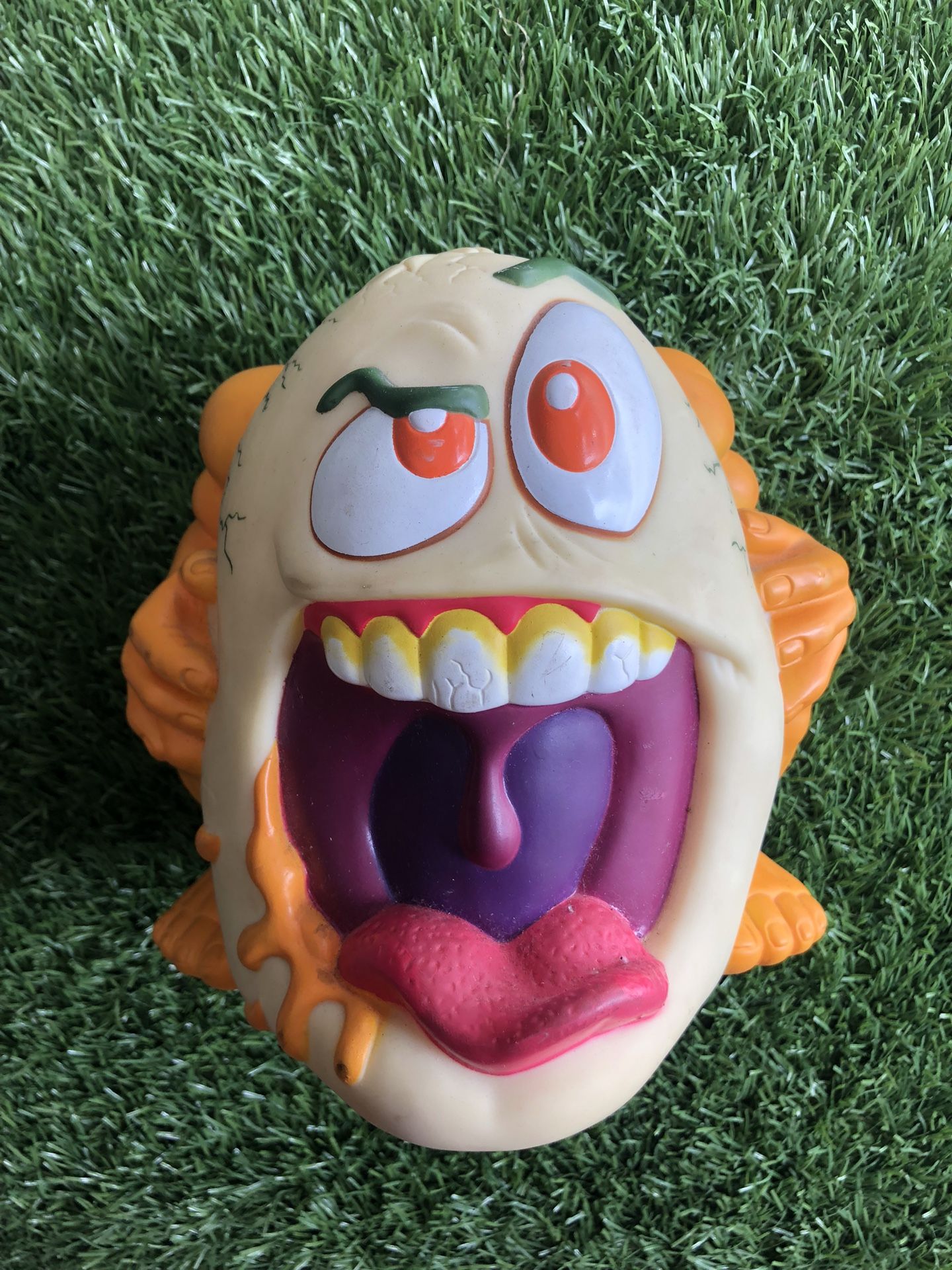 VINTAGE Electronic Talking Rotten Egg Game by Toy Biz 1998