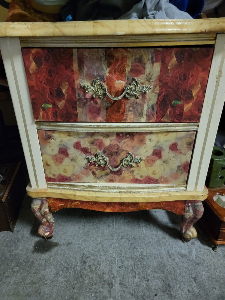 Decoupage Vintage French Provincial Red Roses Dresser Nightstand 2 drawer