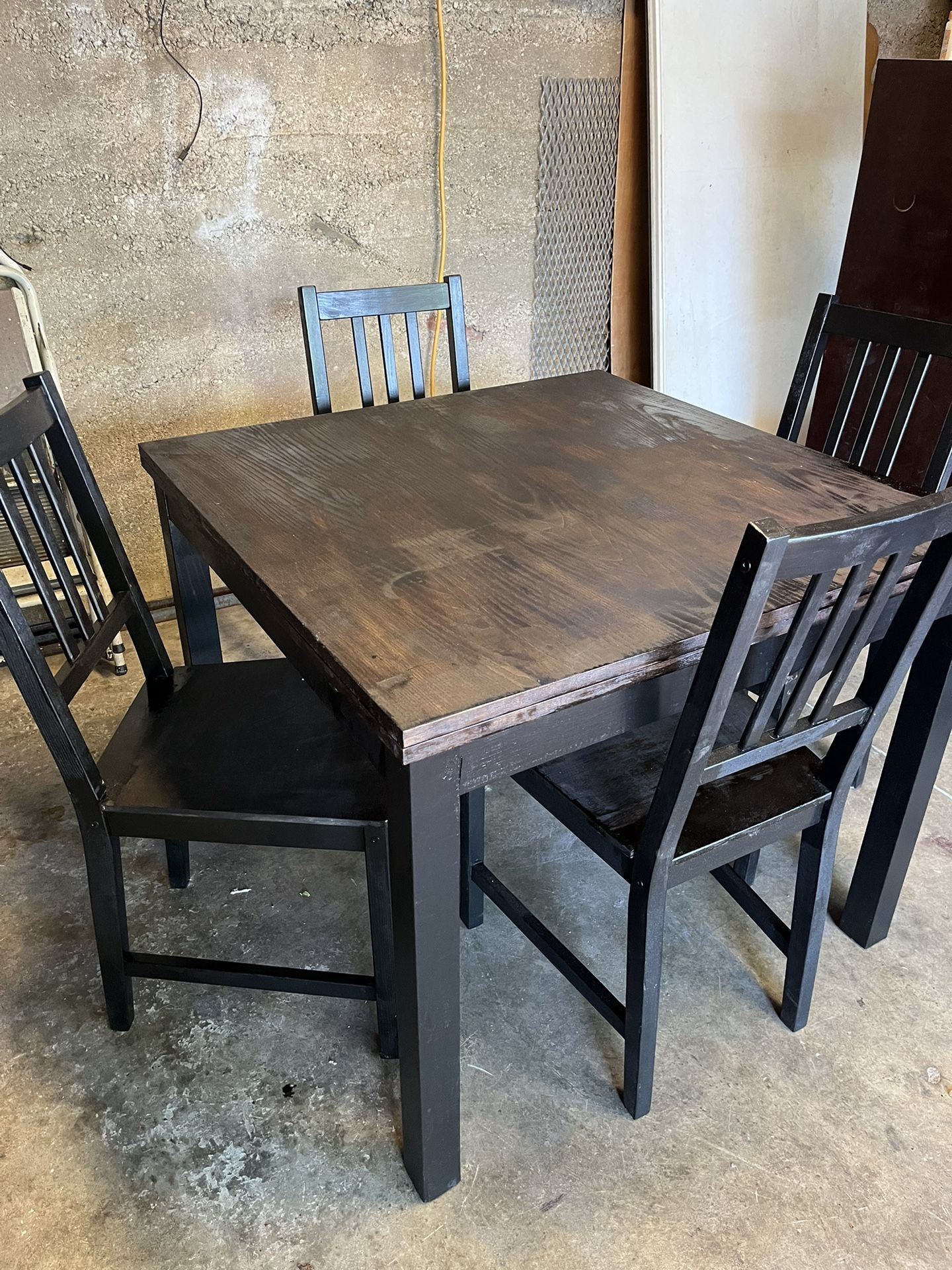 Kitchen Or Dinning Table