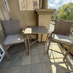 Wicker Patio/Balcony Furniture Set