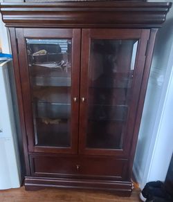 Storage Cabinetry  34" × 48.3" × 16"