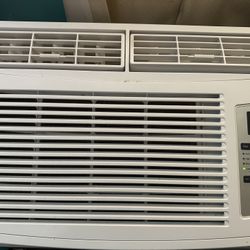 GE Air Conditioner With Remote