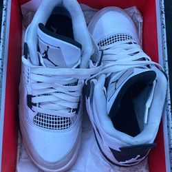 Air Jordan 4 Retro (GS)