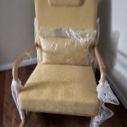 Rocking Chair 