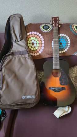$200 Yamaha FG Junior (JR2) $200