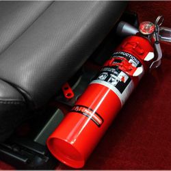 H3R HalGuard Premium Clean Agent Fire Extinguisher, 2.5 lb. Red

