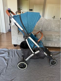 Dearest Compact Travel Stroller