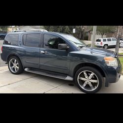 2014 Nissan Armada