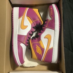 Jordan 1 Mid Day Of The Dead 