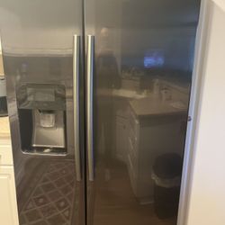 Samsung Refrigerator 