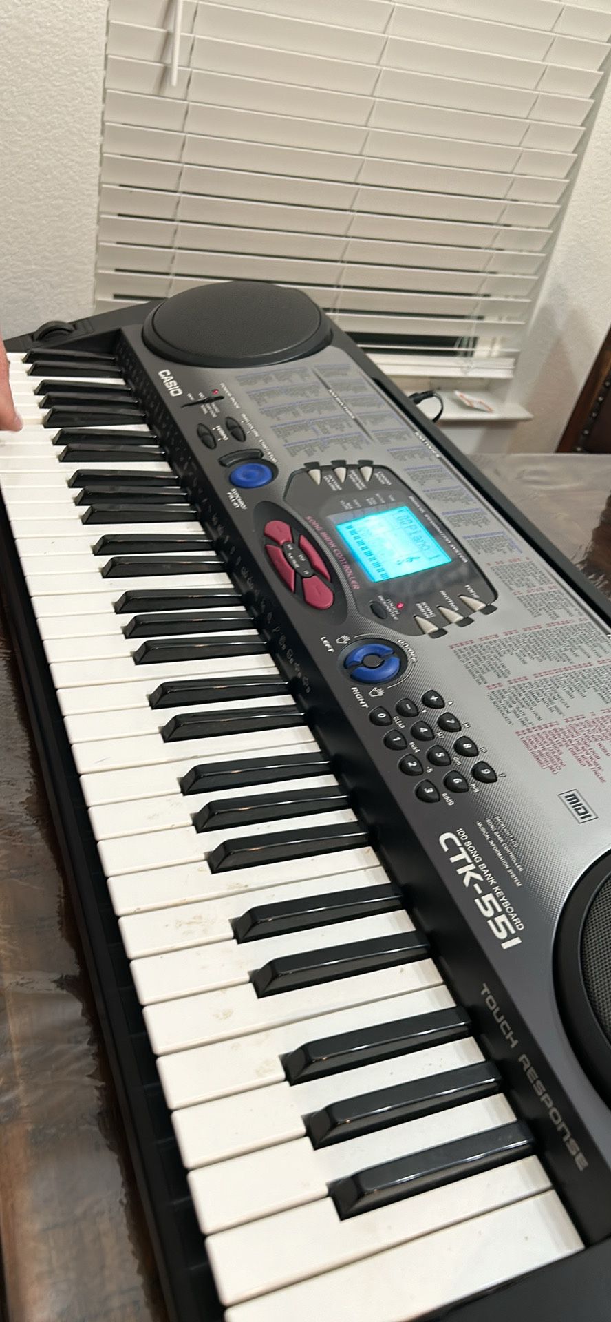 100 KEYBOARD CASIO CKT-551 100 SONG BANK KEYBOARD.with stand $50 OBO