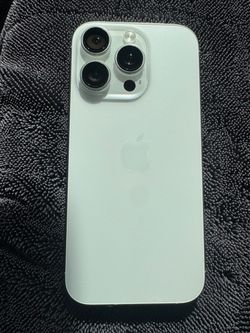 iPhone 16 Pro