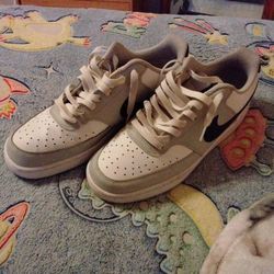 Nike Court Vision Lows