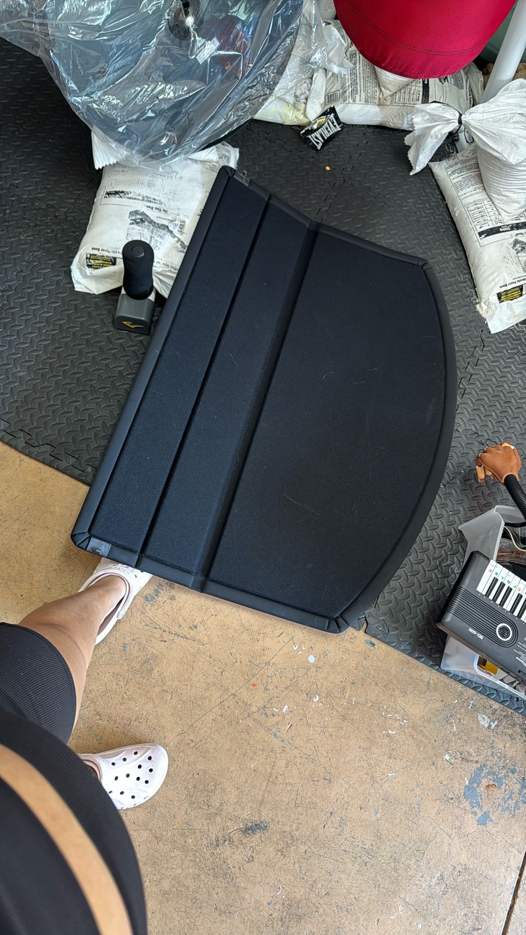 free tesla Y trunk cover