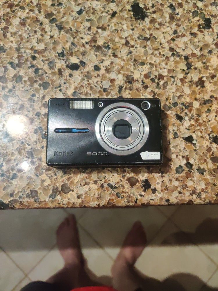 Kodak EasyShare V550