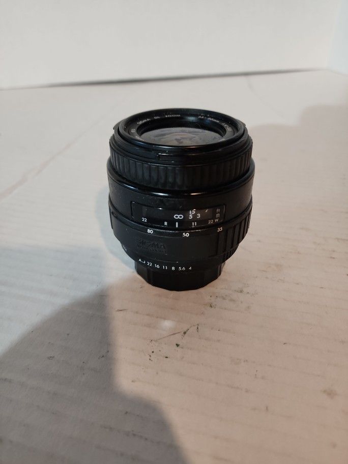 Sigma DL Zoom 35-80mm 1:4-5.6 Lens For Nikon