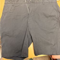 New Zara men’s black shorts 32 size