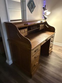Solid Wood Roll top Desk