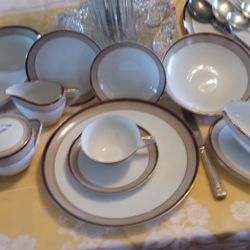 Retro  Sango “trousseau “ China  1950s