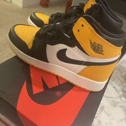 Jordan Retro 1’s   $65 Size 6 Boys 