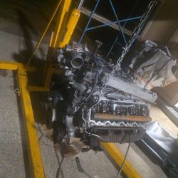 (Free Delivery)6.0 Diesel Power Stroke( 2003)$450$185,000 Miles On Motor