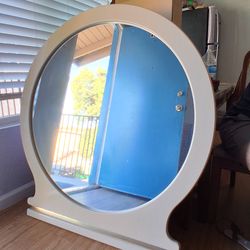 ROUND VANITY MIRROR - ESPEJO DE TOCADOR REDONDO