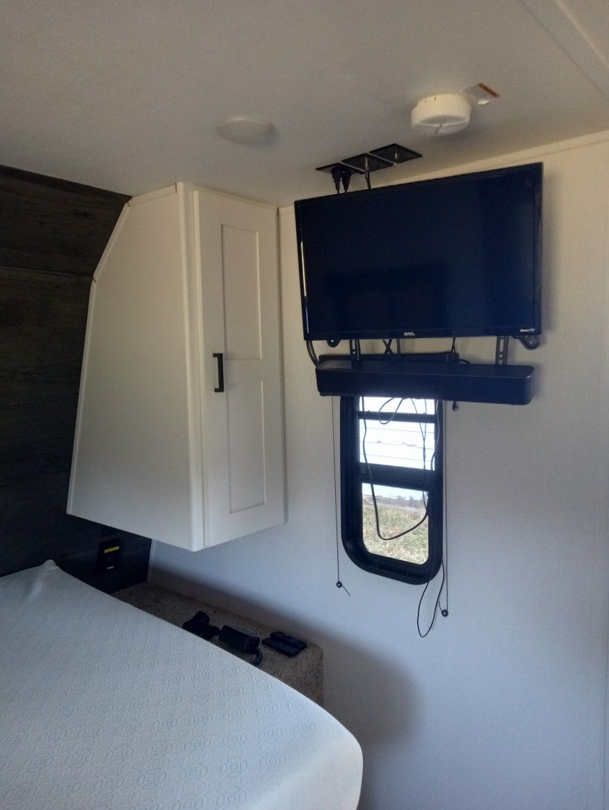 2022 Keystone Hideout