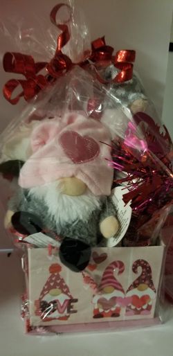 Valentine's Basket Small $10 Each