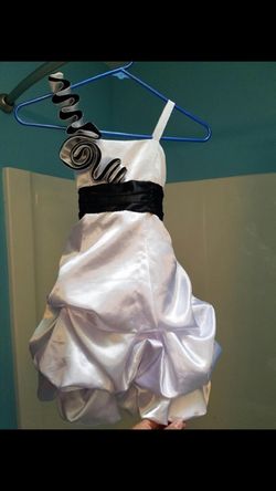 Flower girl dress size 6 girls
