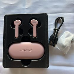 M9 TRUE WIRELESS EARBUDS 