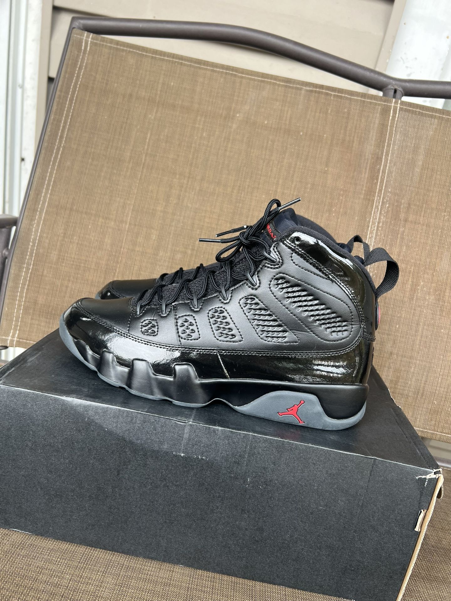 Bred 9s Size 11