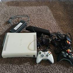 Xbox 360 With Kinect 11 Games And More 