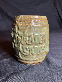 Disney Trader Sams Enchanted Tiki Bar 1st Edition 4.5’’