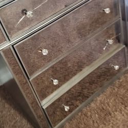 Dresser With Mirrors 