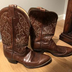 Justin Cowboy Boots