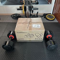 BRAND NEW - Set of 2 Adjustable Dumbbells - 55 Lbs Each