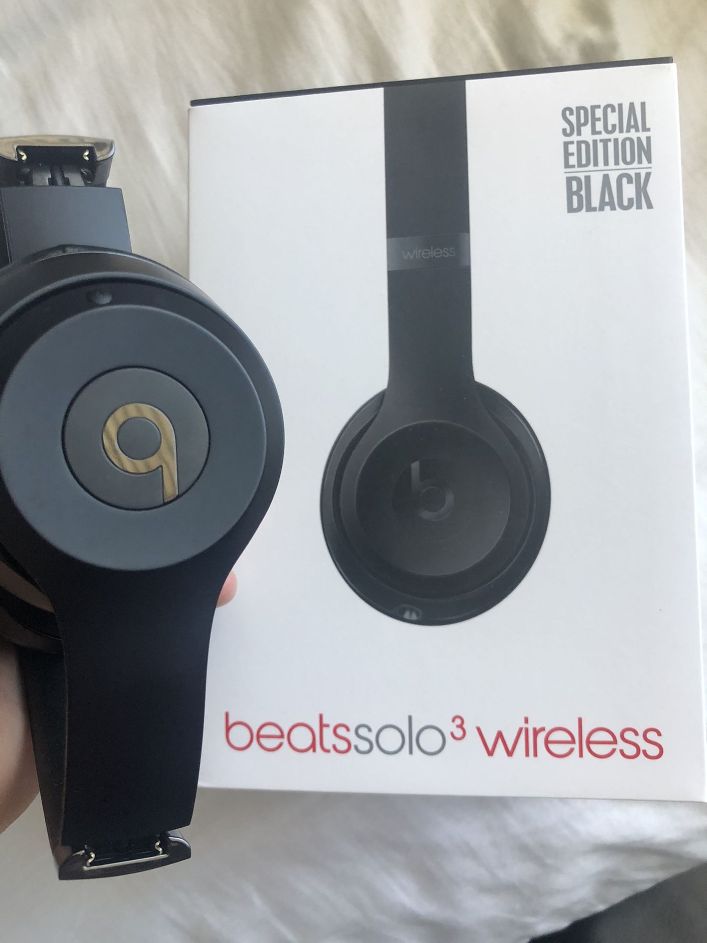 Beats wireless solo 3