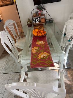 Mesa de comedor de seis sillas