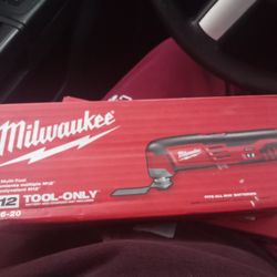 M12 MILWAUKEE MULTI TOOL 