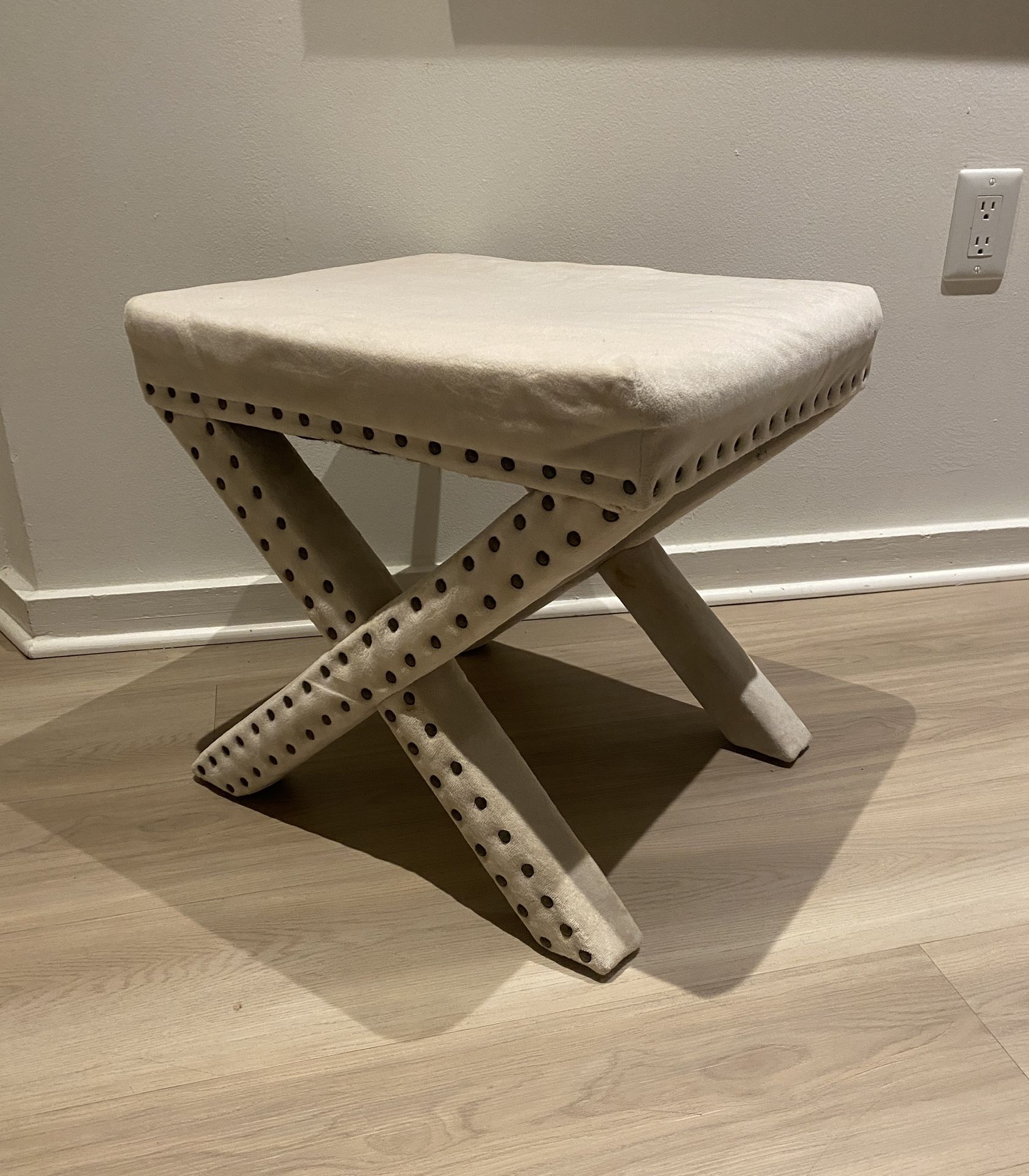 Bench Ottoman / Vanity Chair 