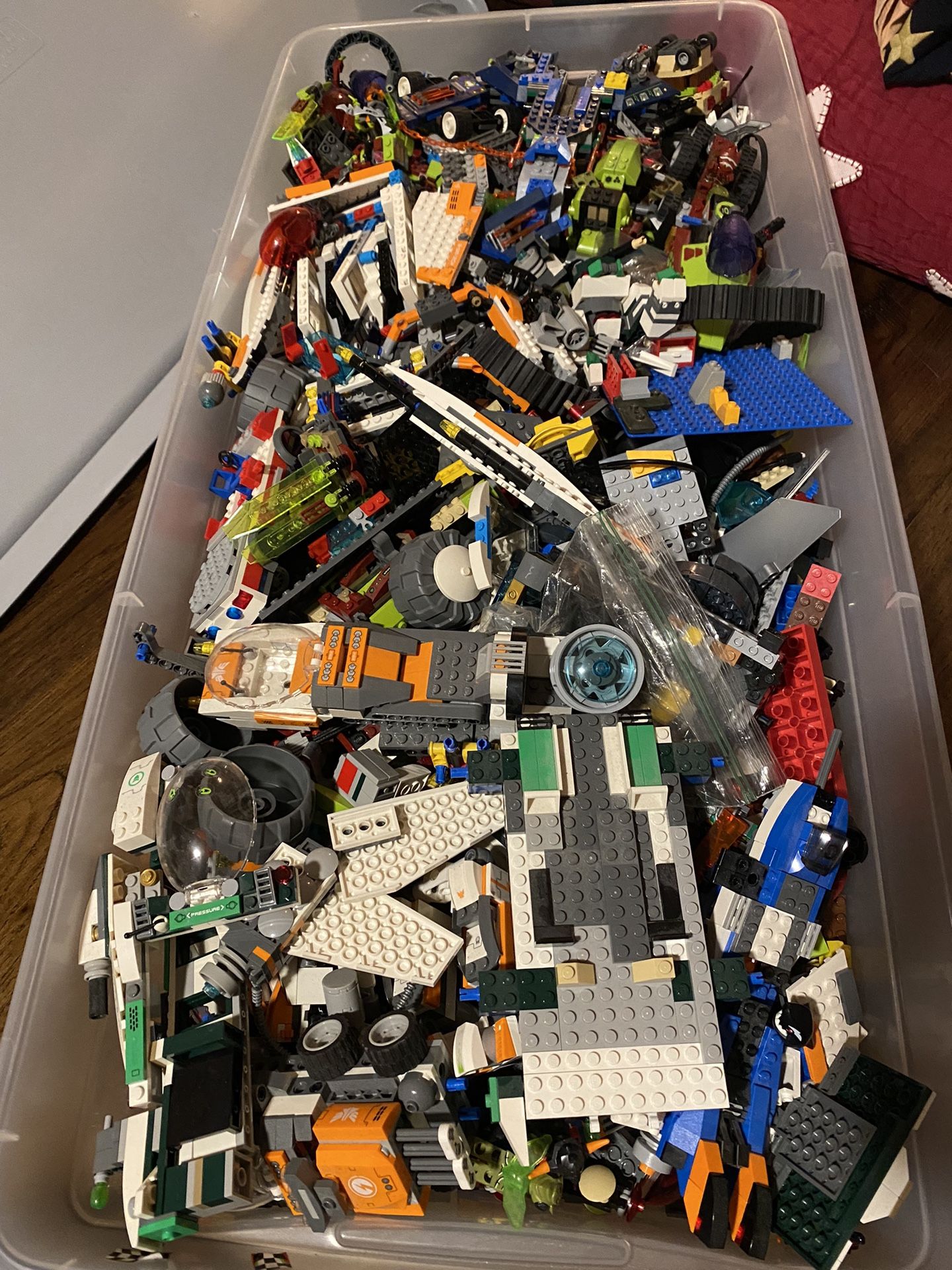 Huge Lego Collection With Pamphlets 