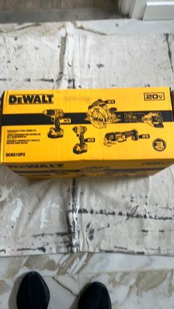 Dewalt   5 tools combo kit. Brushless. XR. Model. DCK510P2