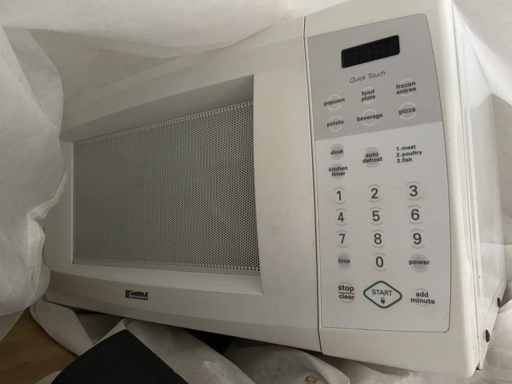Kenmore Microwave Oven