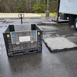 Collapsible Bulk Containers 