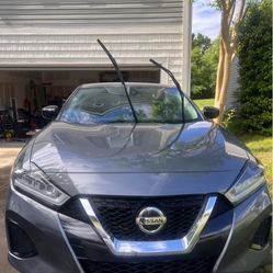 Nissan Máxima - S